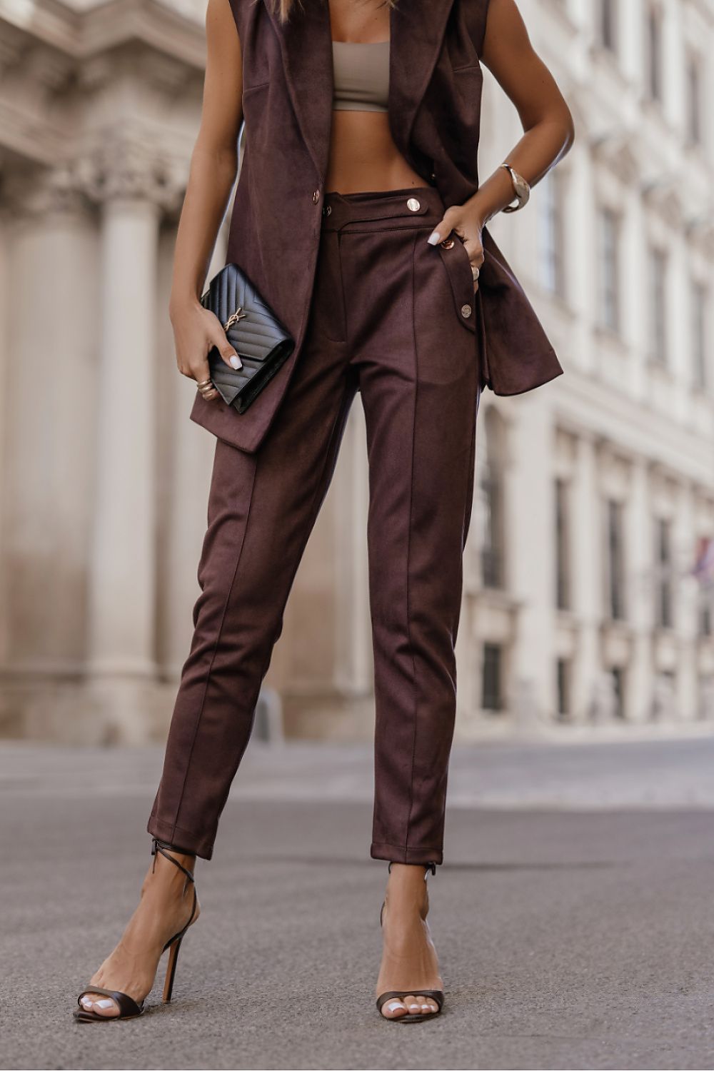  Women trousers model 218577 LaBalancia 